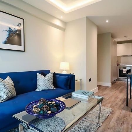 Portfolio Apartments - Welwyn Town Centre Вэлвин Гарден Сити Экстерьер фото
