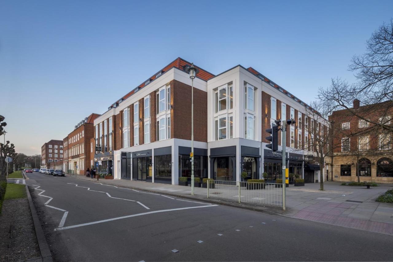 Portfolio Apartments - Welwyn Town Centre Вэлвин Гарден Сити Экстерьер фото