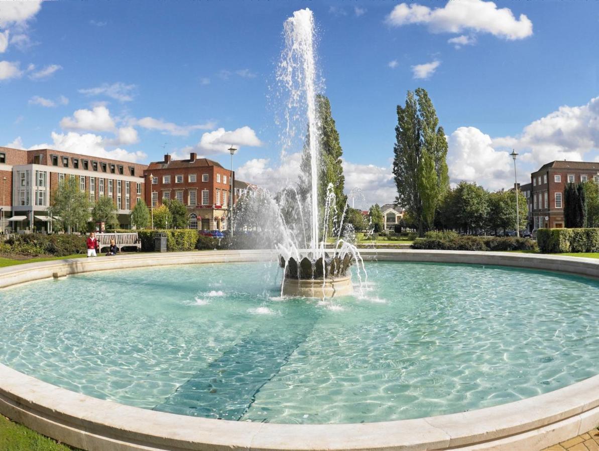 Portfolio Apartments - Welwyn Town Centre Вэлвин Гарден Сити Экстерьер фото