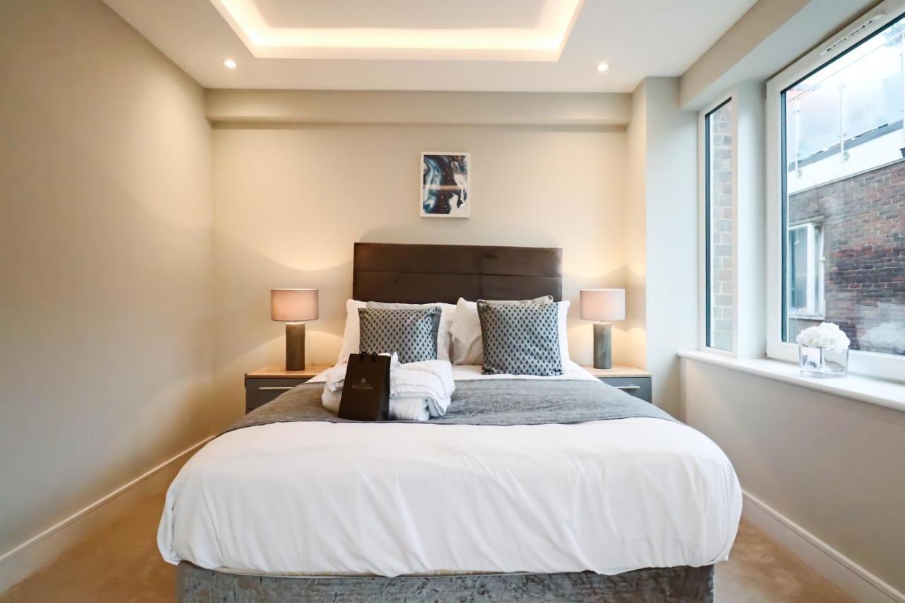 Portfolio Apartments - Welwyn Town Centre Вэлвин Гарден Сити Экстерьер фото