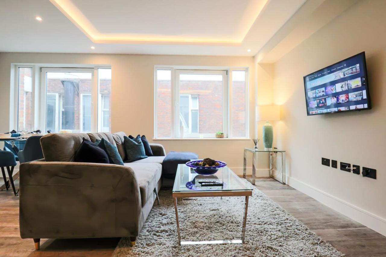 Portfolio Apartments - Welwyn Town Centre Вэлвин Гарден Сити Экстерьер фото