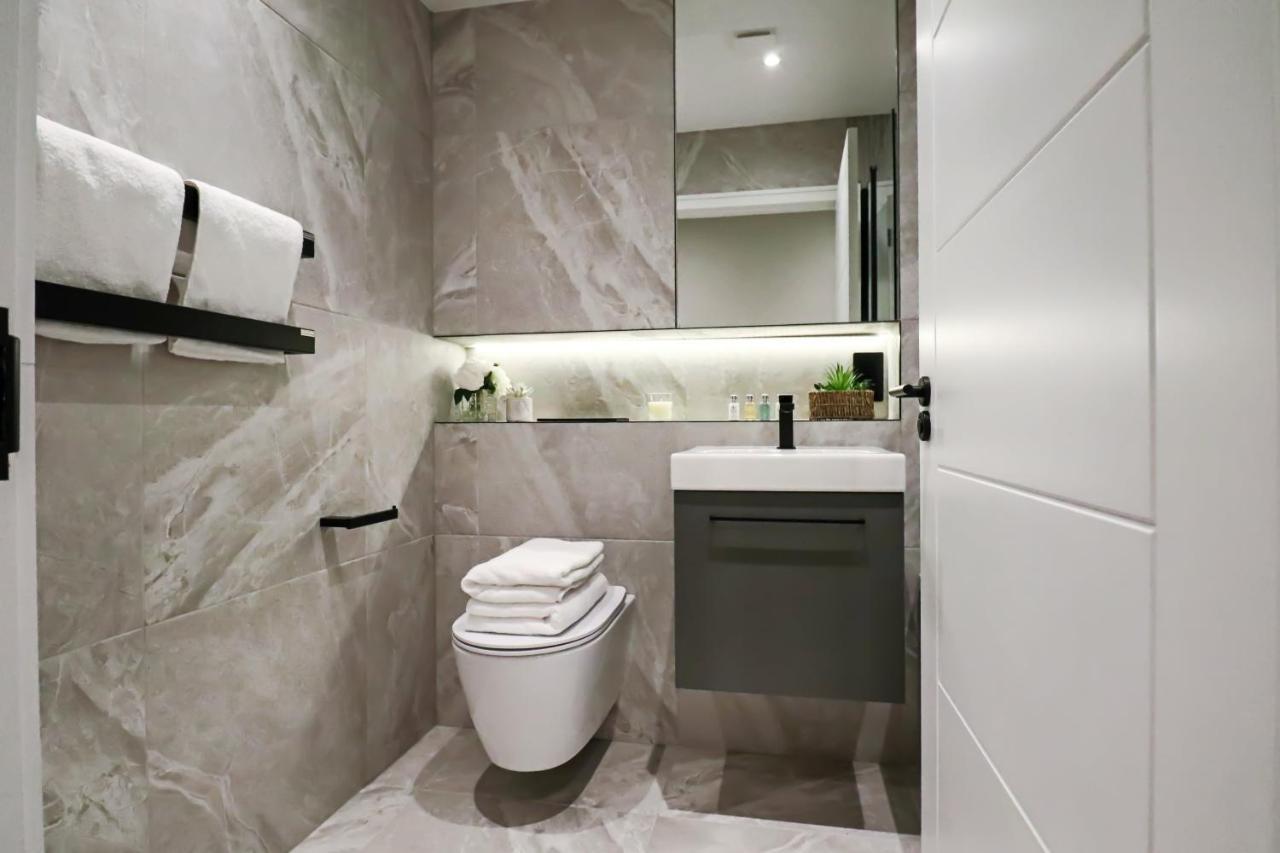 Portfolio Apartments - Welwyn Town Centre Вэлвин Гарден Сити Экстерьер фото