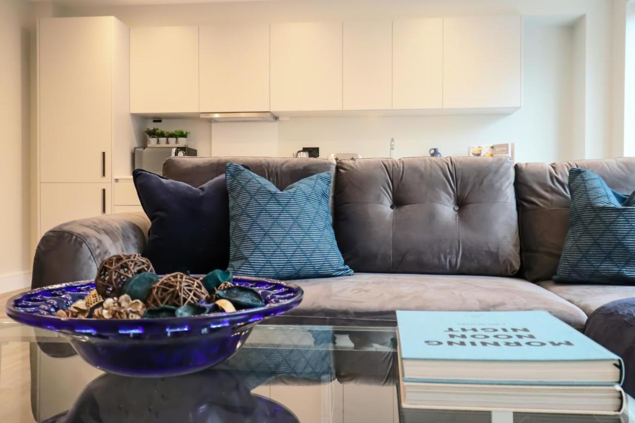 Portfolio Apartments - Welwyn Town Centre Вэлвин Гарден Сити Экстерьер фото