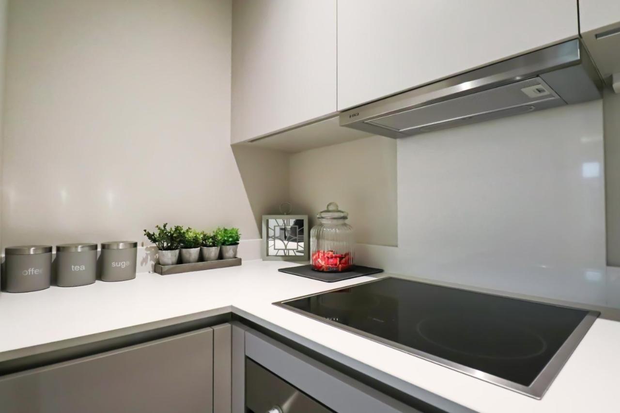 Portfolio Apartments - Welwyn Town Centre Вэлвин Гарден Сити Экстерьер фото
