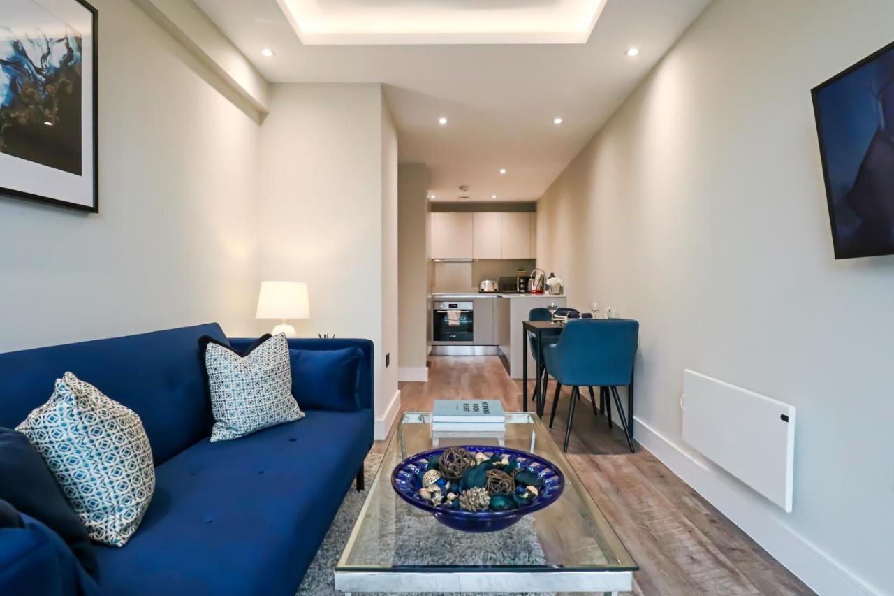 Portfolio Apartments - Welwyn Town Centre Вэлвин Гарден Сити Экстерьер фото