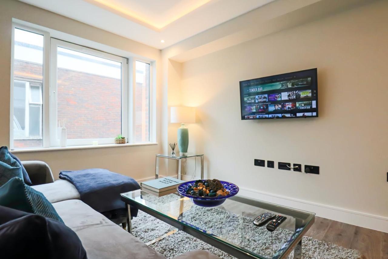 Portfolio Apartments - Welwyn Town Centre Вэлвин Гарден Сити Экстерьер фото